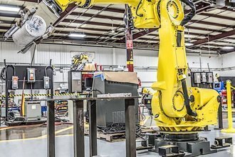 FANUC ROBOTICS R2000i Series Robotic Machine Tending Systems | Hillary Machinery LLC (7)